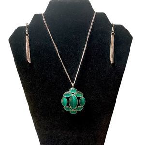 Chromatic Green Necklace